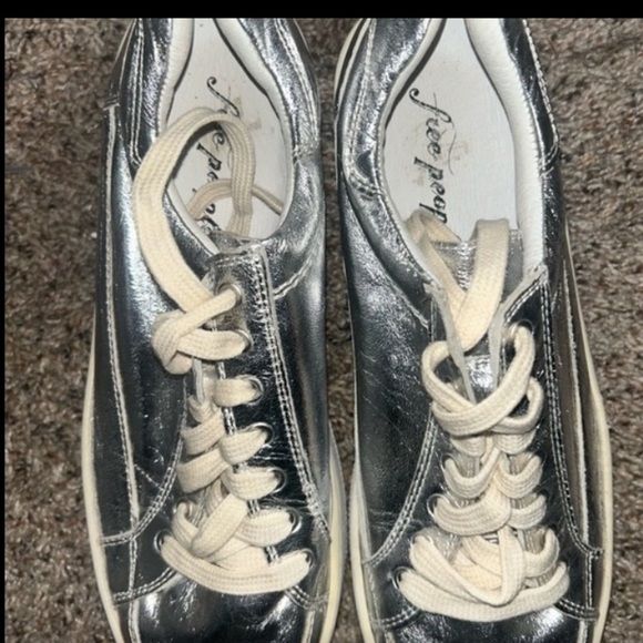 Free People Silver Metallic & White Platform Letterman Sneakers Size 10M - Picture 3 of 4